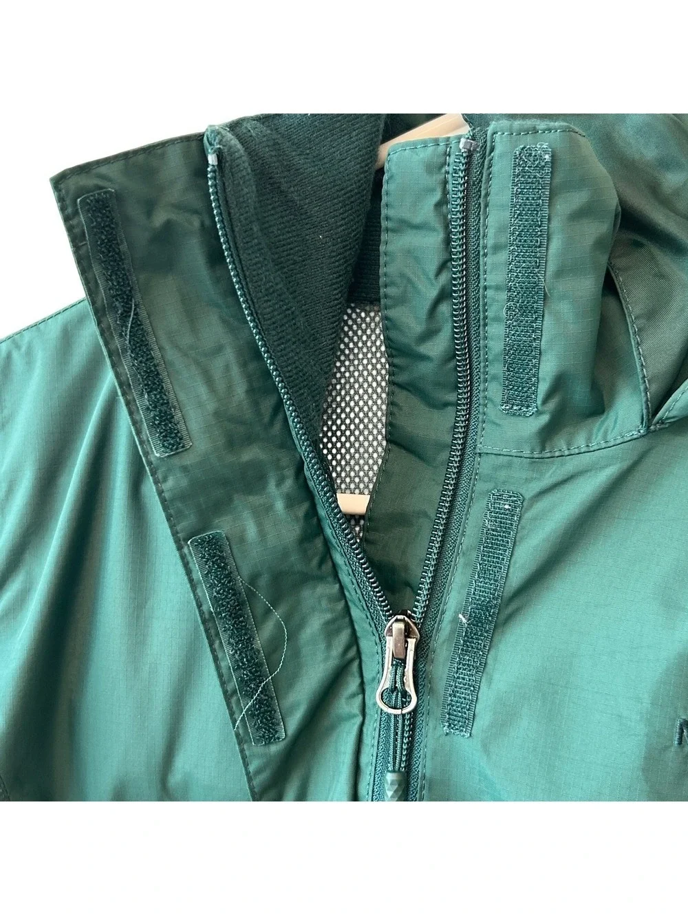 The North Face Women's Enamel Blue Waterproof Resolve 2 Rain Jacket Size XS